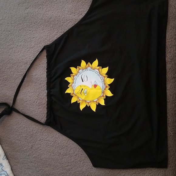 Shein curve halter crop 4x blk with sun - Picture 1 of 3